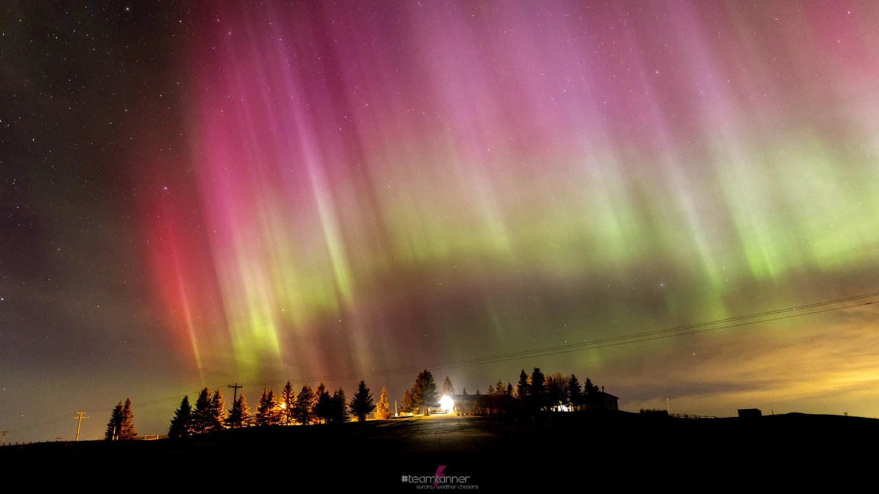 PHOTOS: The Northern Lights put on a brilliant display across Canada last night