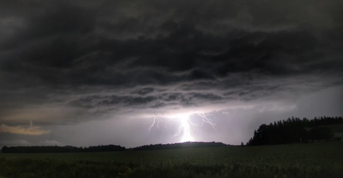 Mark Robinson: Wall cloud, lightning strike, Ontario