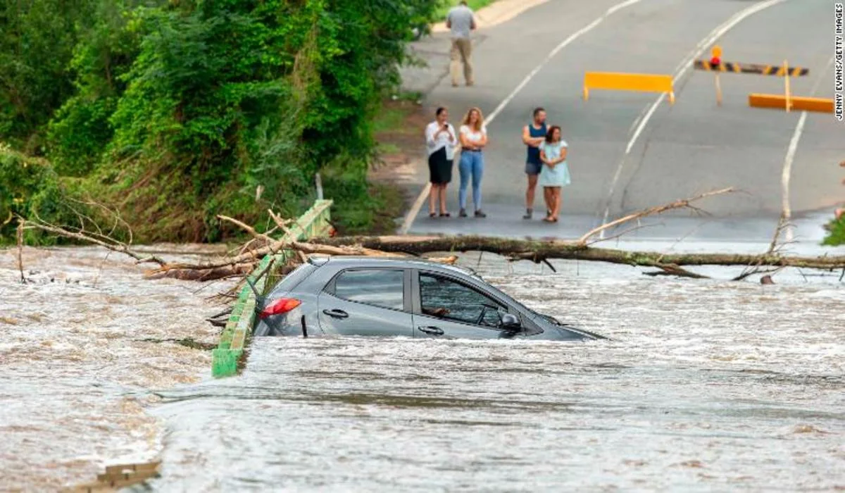 Les plus grandes quantités de pluie en 30 ans éteignent des feux en Australie