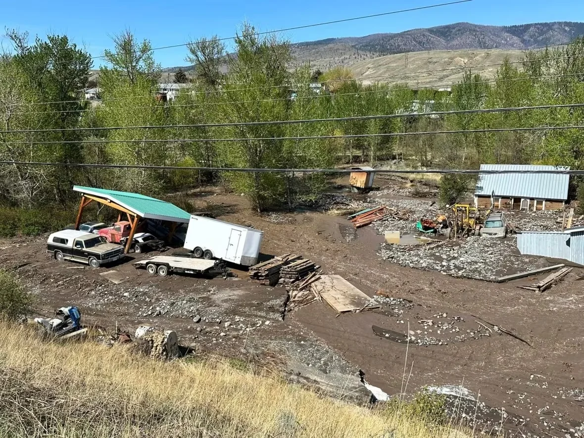 cache-creek-flooding/Sheila Olson/Facebook via CBC