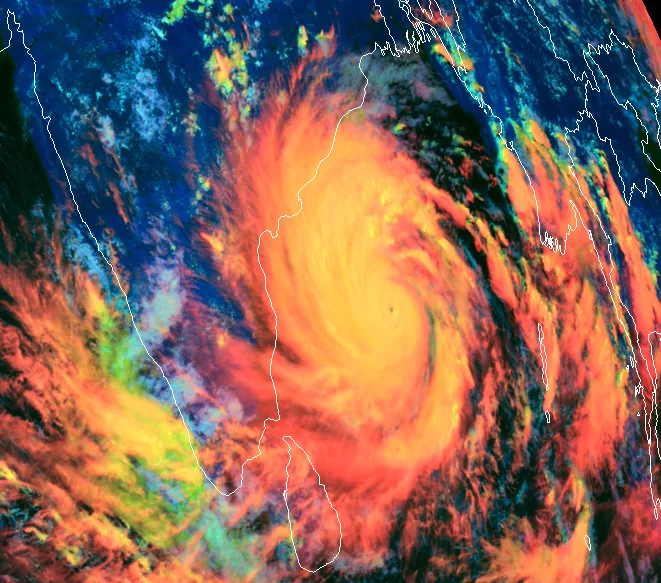 Un puissant cyclone annonce une crise humanitaire imminente