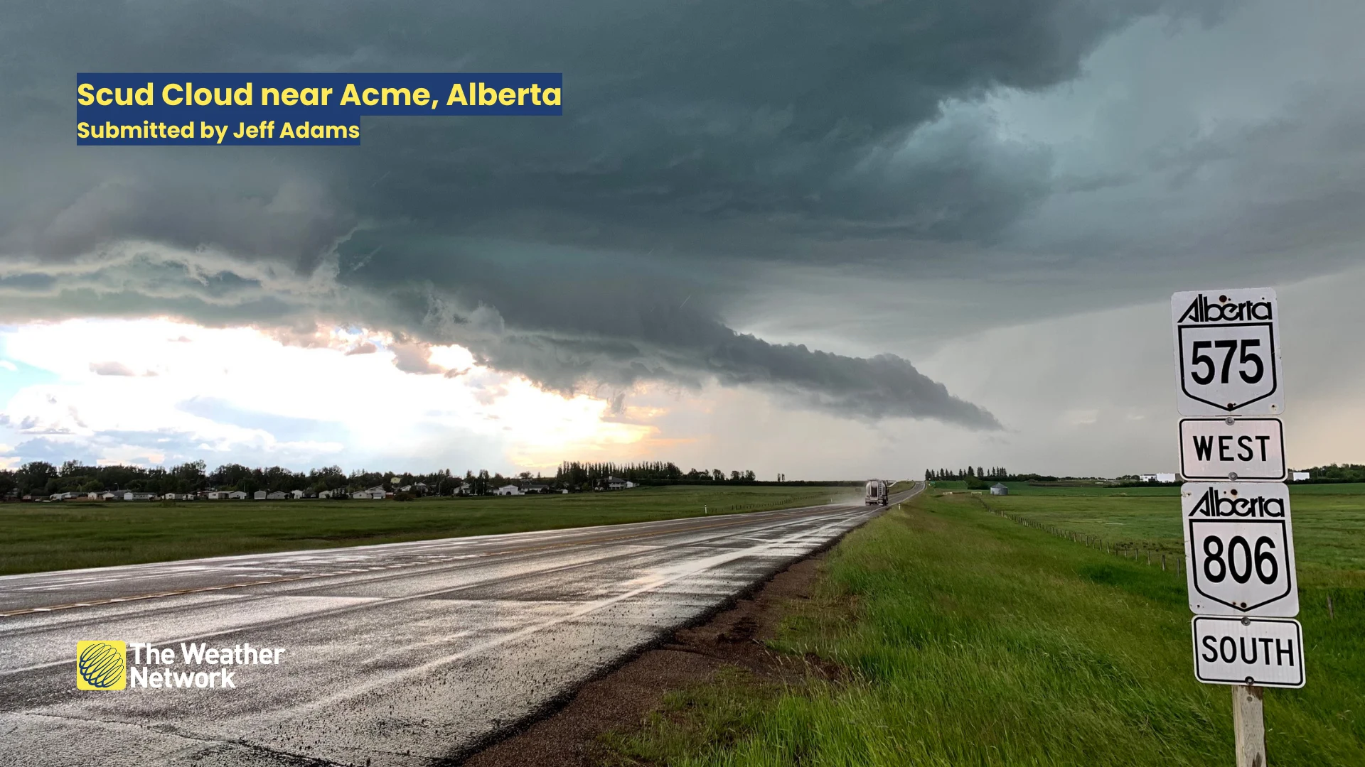 (UGC/Jeff Adams) Scud cloud beneath a storm in Acme, Alberta