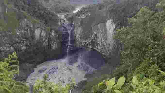 San-Rafael-Waterfall-Ecuador-Feb-2020