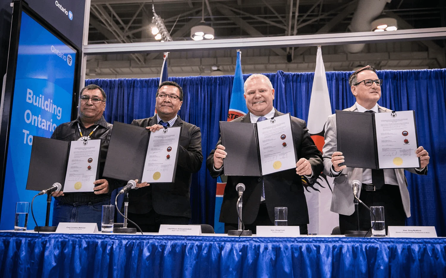 Webequie First Nation Chief Cornelius Wabasse, Marten Falls First Nation Chief Bruce Achneepineskum, Premier Doug Ford and Minister Greg Rickford