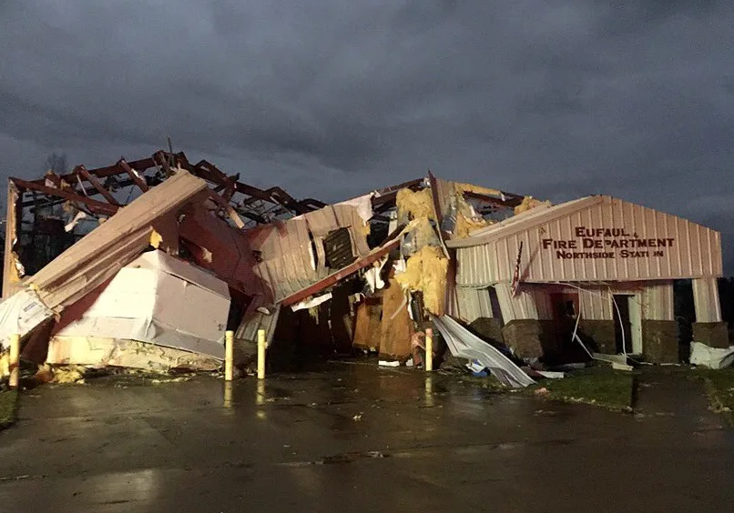 Alabama tornado outbreak kills 23, including four children