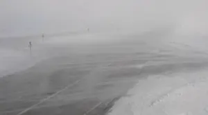 Blowing snow, poor visibility force highway closures in southern Manitoba