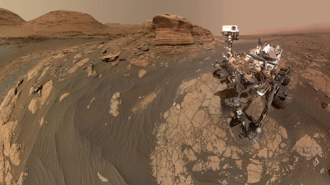 Curiosity at Mont Mercou - pia24543-NASA JPL Caltech MSSS