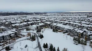 PHOTOS: Burst of October snow falls over major Canadian cities