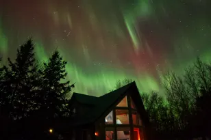 Aurora alert: lights may sparkle over Canada Thursday night