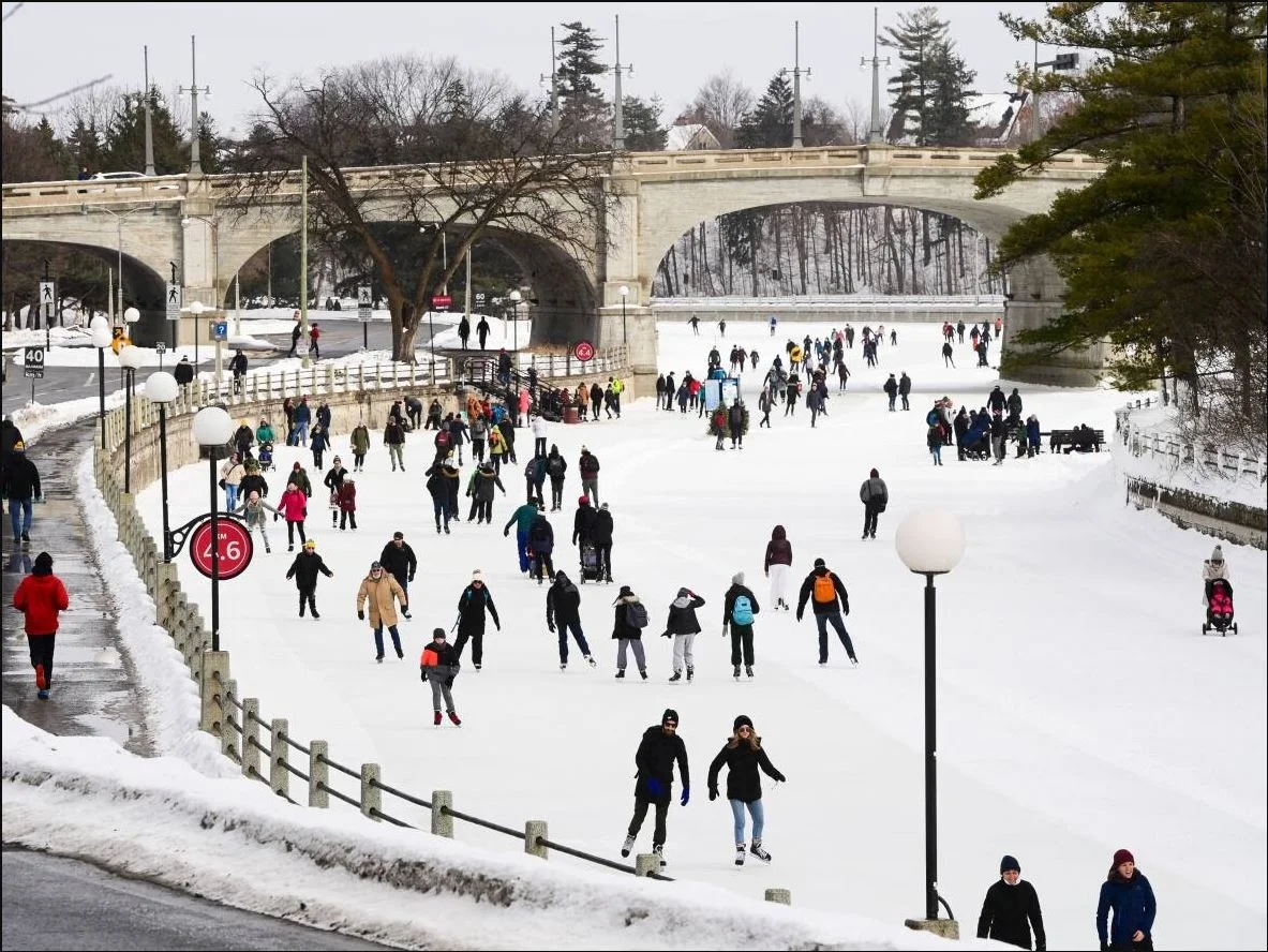 family-day-skateway-rideau-canal-winter-covid-19-pandemic-ottawa-skating-outdoor-exercise