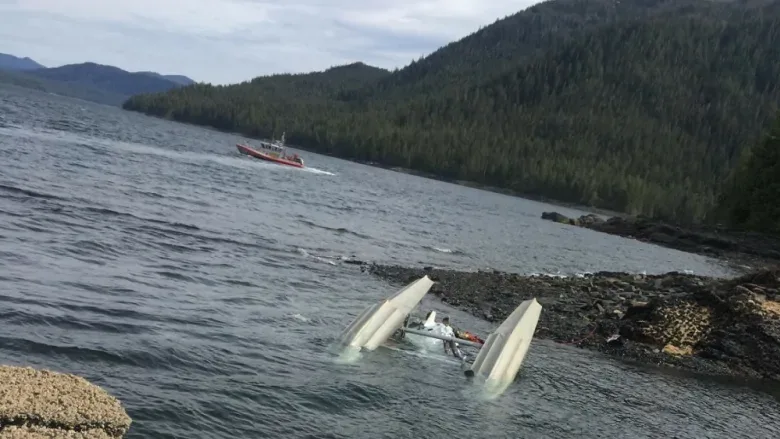 alaska-seaplane-collision