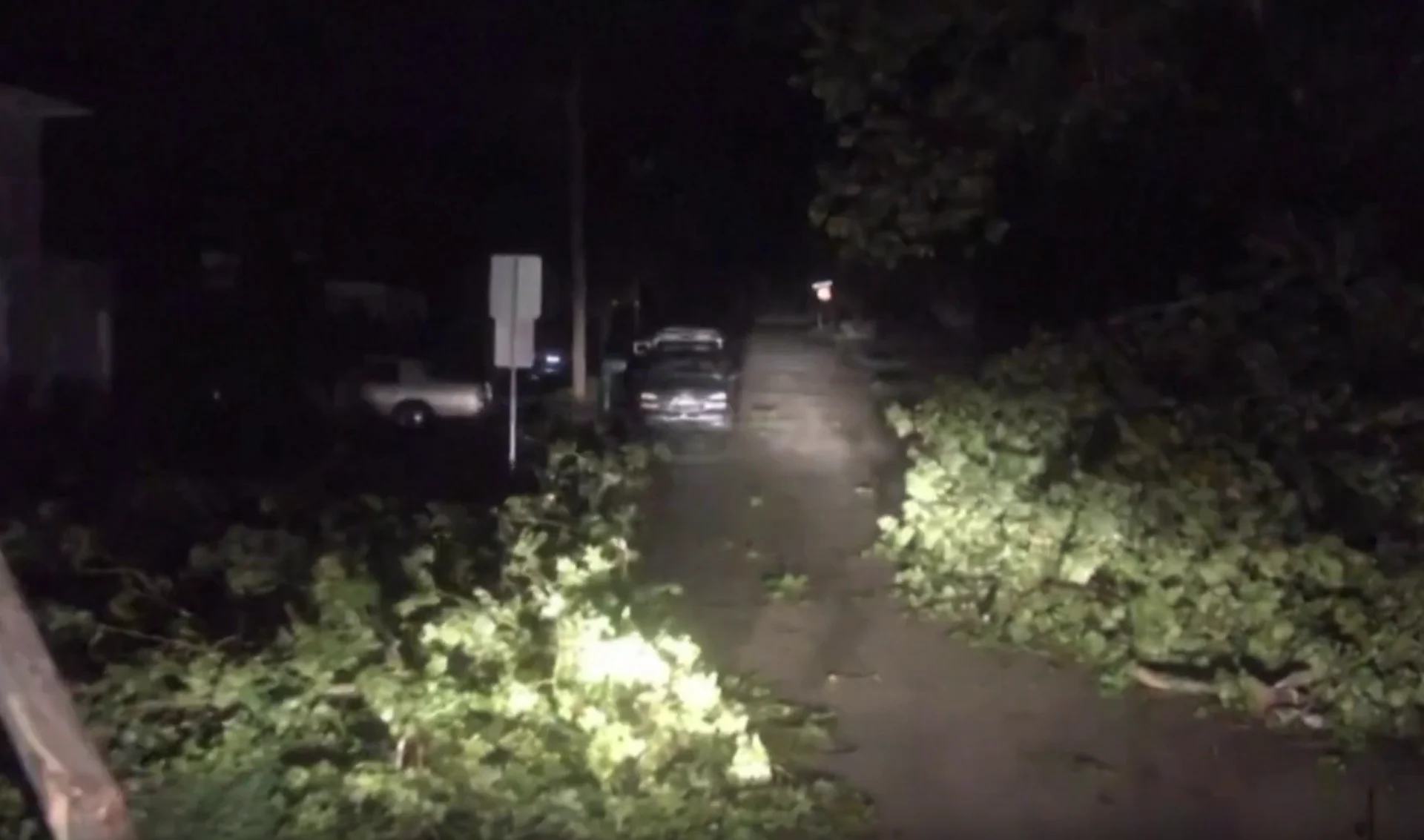 Deadly tornado-spawning storms wreak havoc across central U.S.