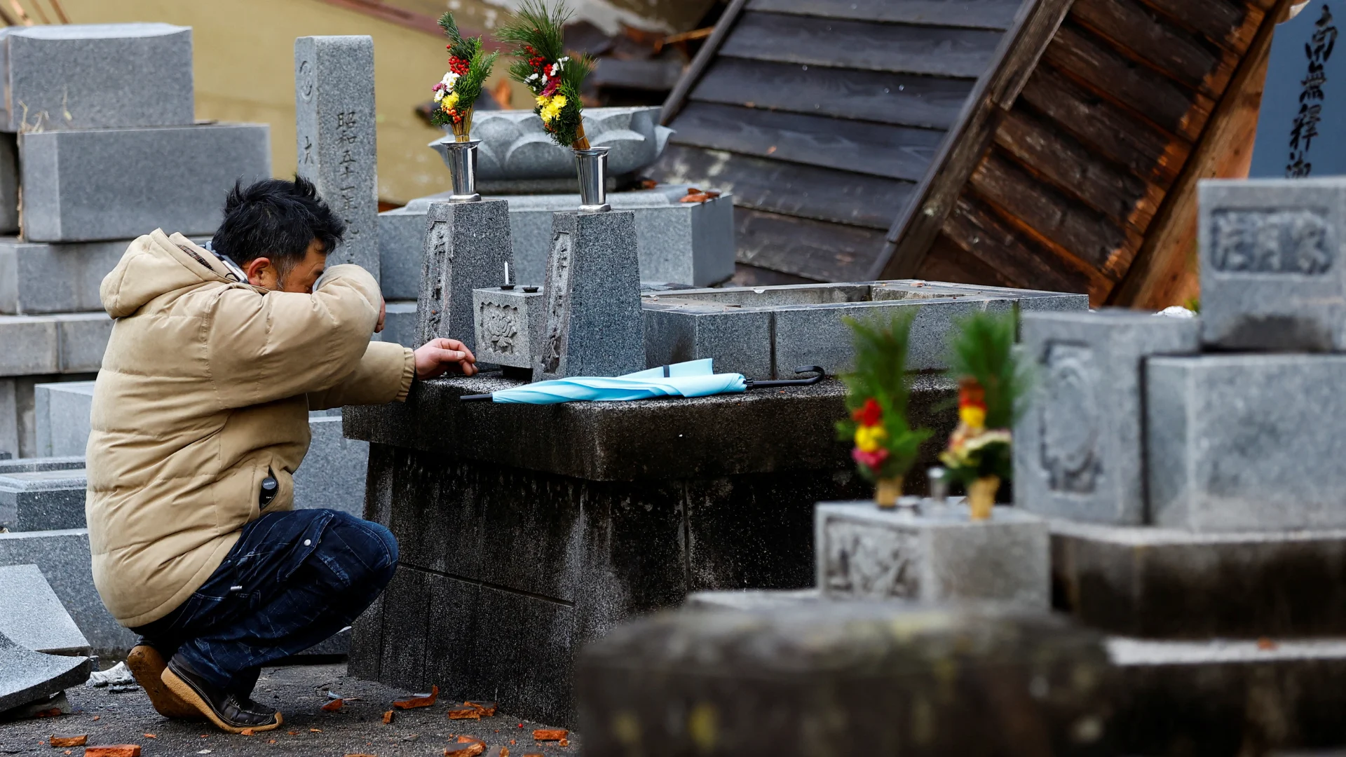 REUTERS - Japan quake2
