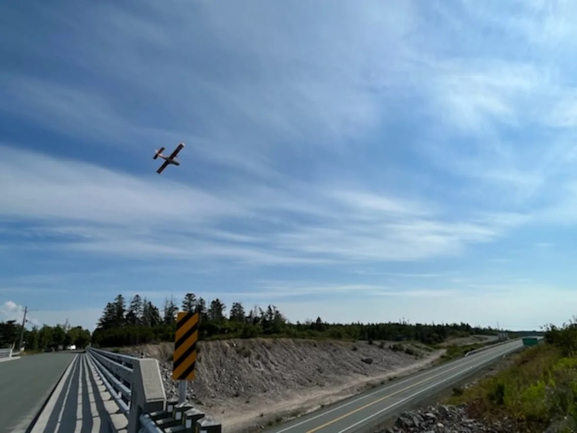 cbs-water-bomber/Henrike WIlhelm/CBC