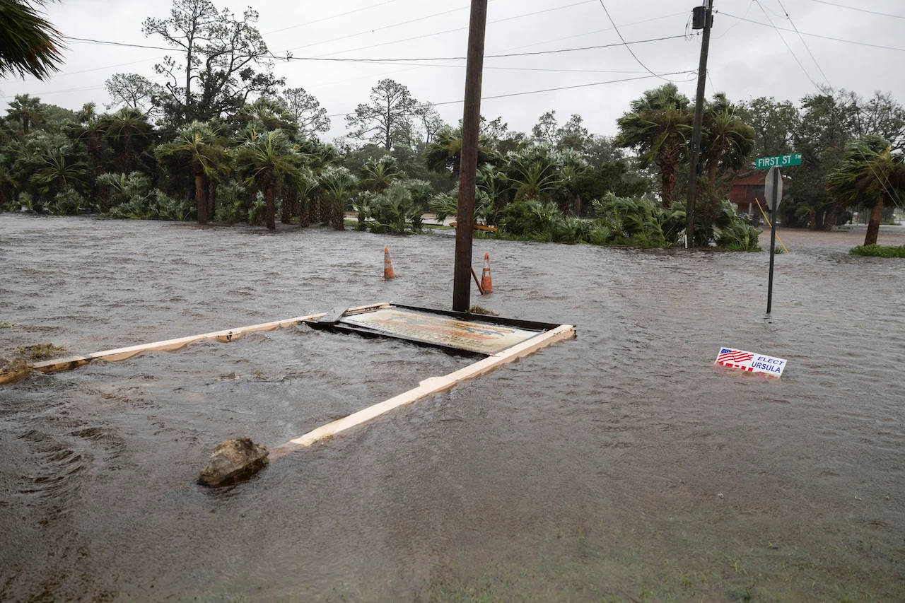 STORM-DEBBY/REUTERS/Ricardo Arduengo