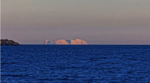 An iceberg in B.C.? Lingering mirage leaves photographer stumped