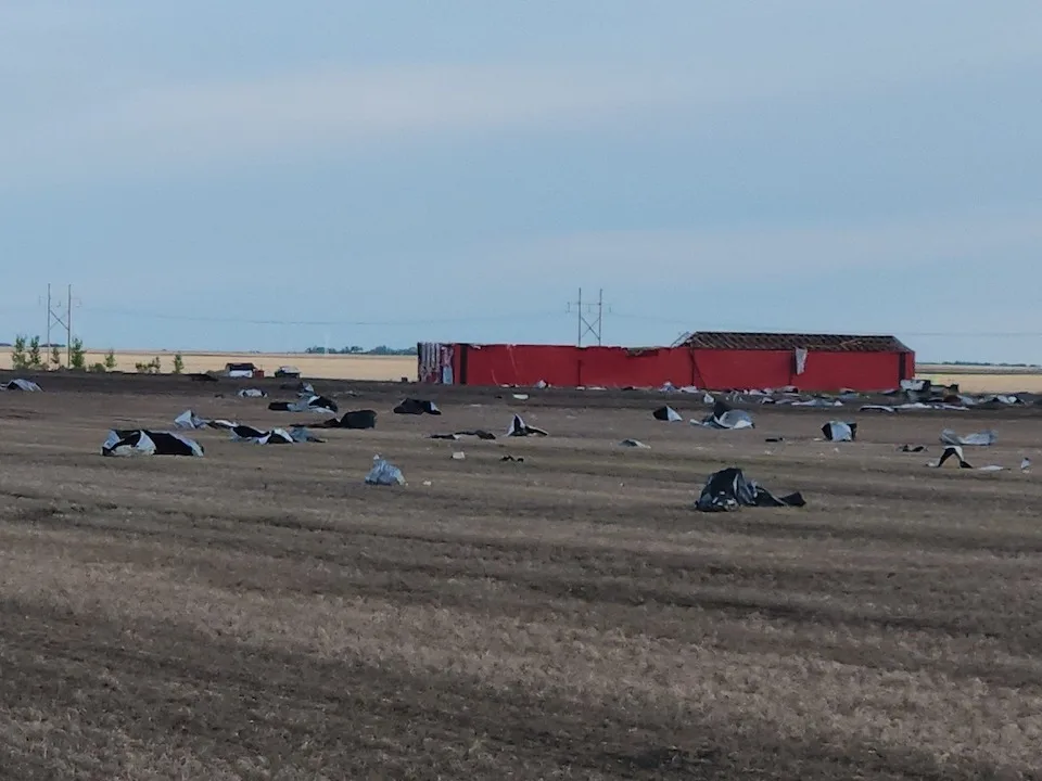 Saskatchewan tornado damage/submitted