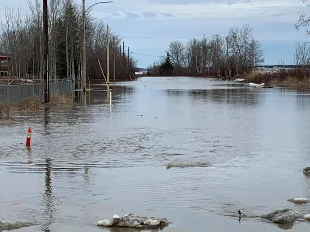 fort-simpson-flooded-road-2021