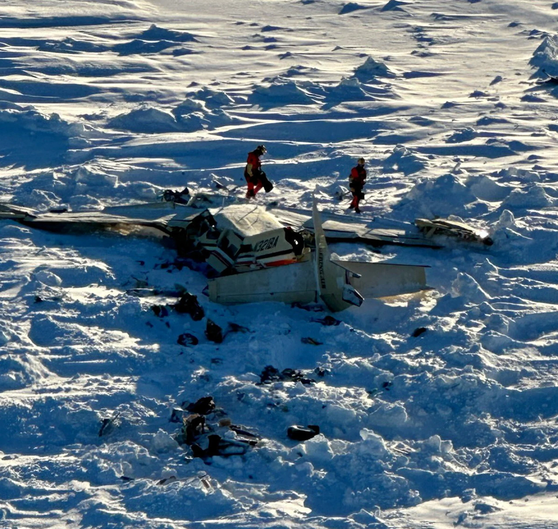 Harsh weather impedes recovery efforts after Alaska plane wreckage found