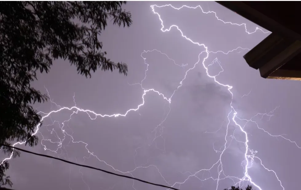 CBC - BC thunderstorm lightning - Eric Foss