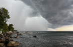 Growing storm chance with flooding risk in parts of Central Canada