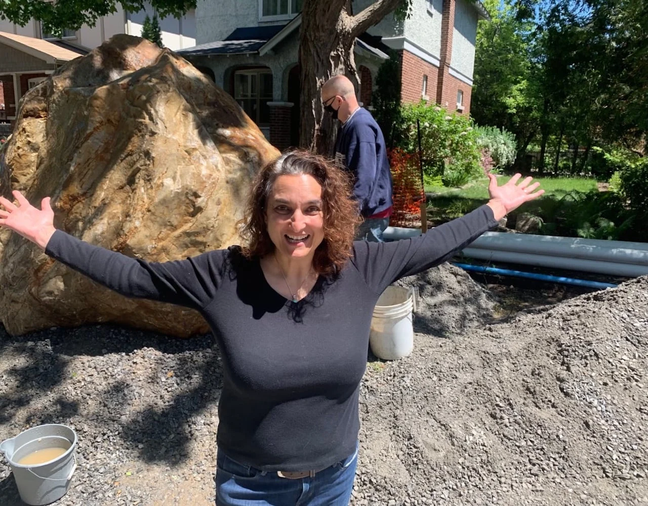 Giant bellwood rock/CBC News