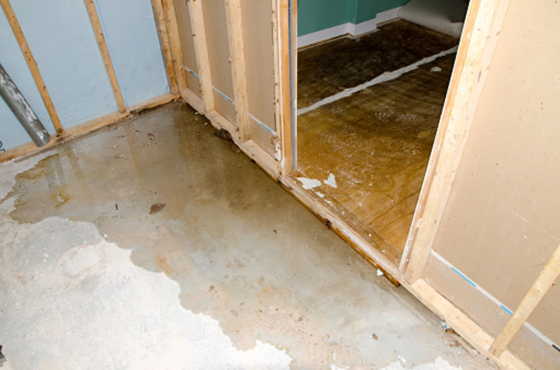 Getty Images/Marc Dufresne: Basement water damage - stock photo. Creative#: 939383284 License type:	Royalty-free Collection:	iStock / Getty Images Plus