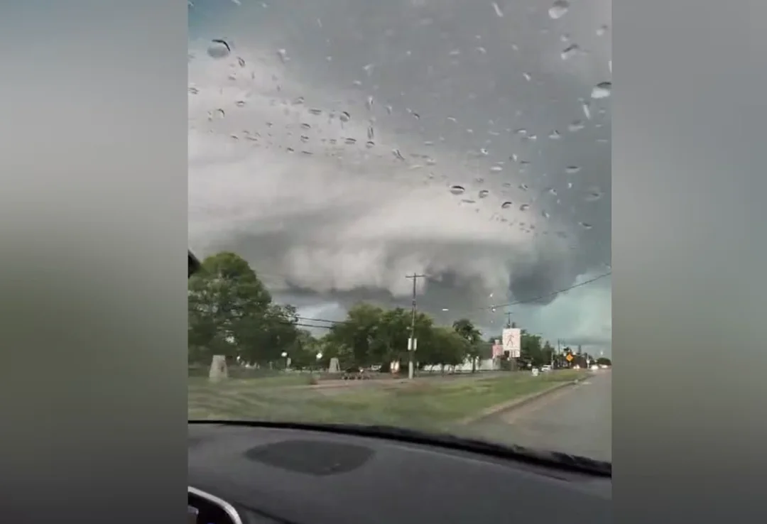 CBC - Supercell over Ste. Anne Manitoba - Submitted by Ksenia McKie