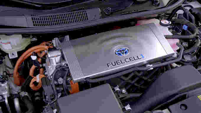 Toyota Mirai fuel cell Lyft