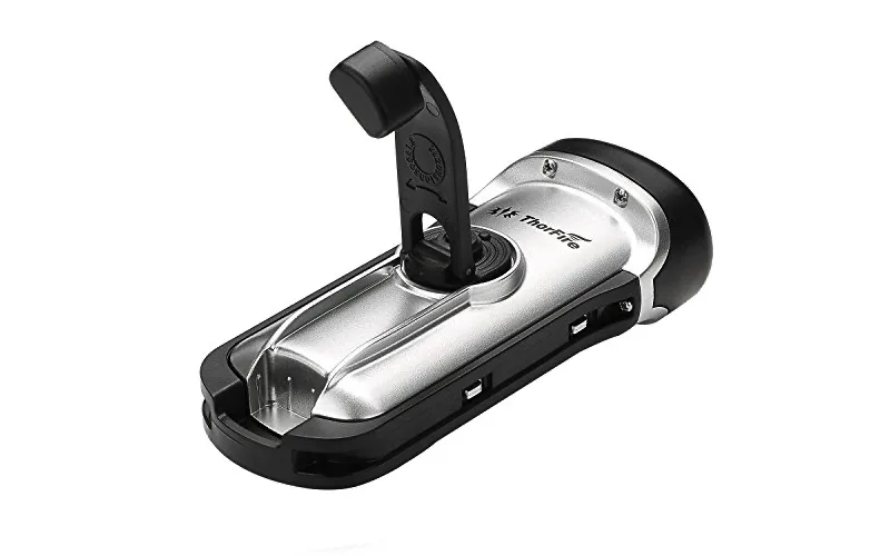 Small crank flashlight Amazon 22-01-20