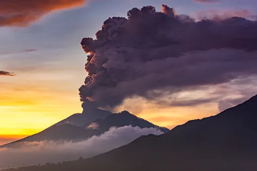 Volcanic ash forces plane to make a major detour over Canada