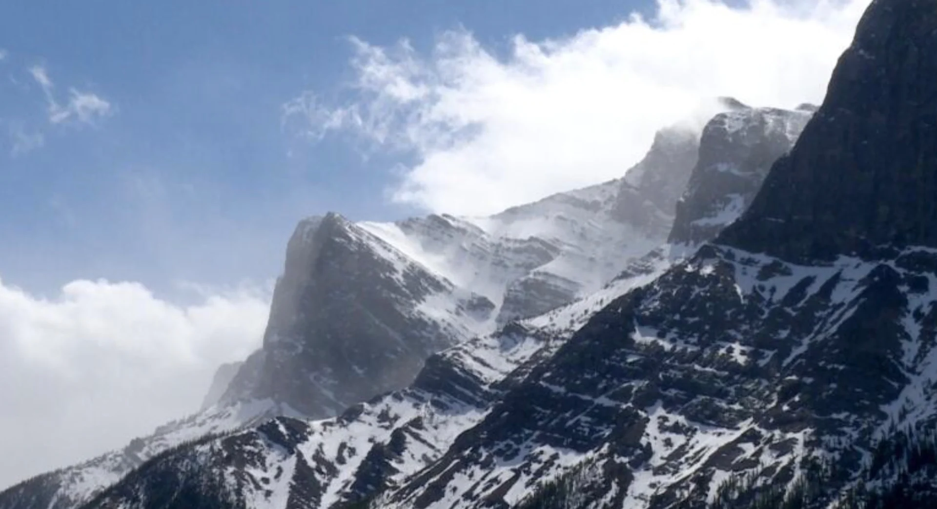 Backcountry enthusiasts beware as weather warms, experts cite avalanche risk