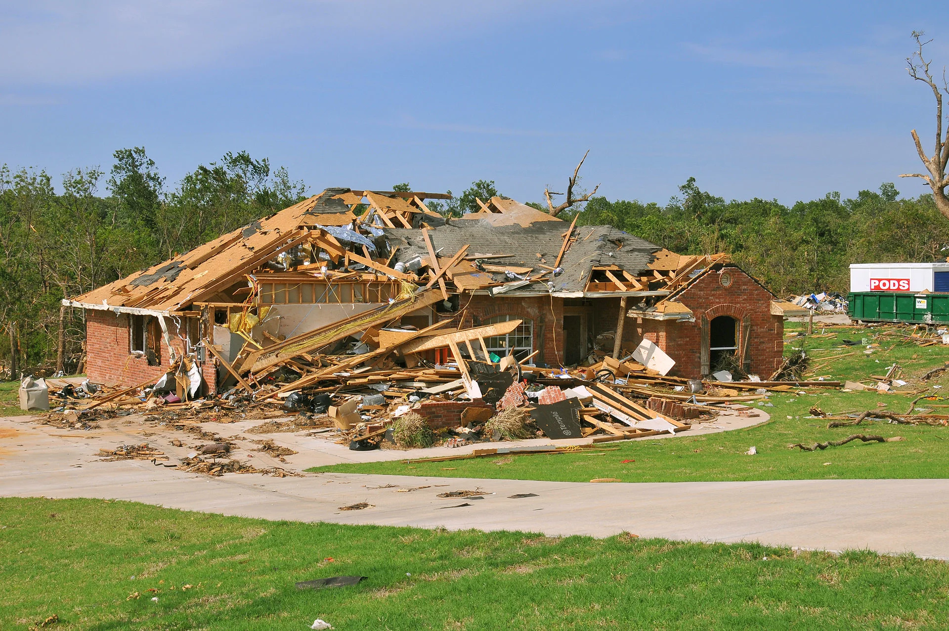 FEMA - 44359 - Oklahoma tornado destroyed home