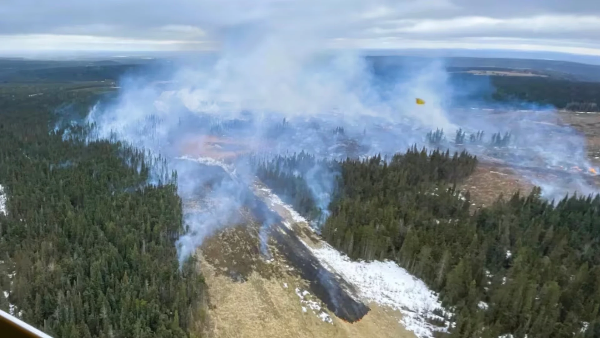 Firefighters battle out-of-control wildfire in west-central Alberta. Details, here   