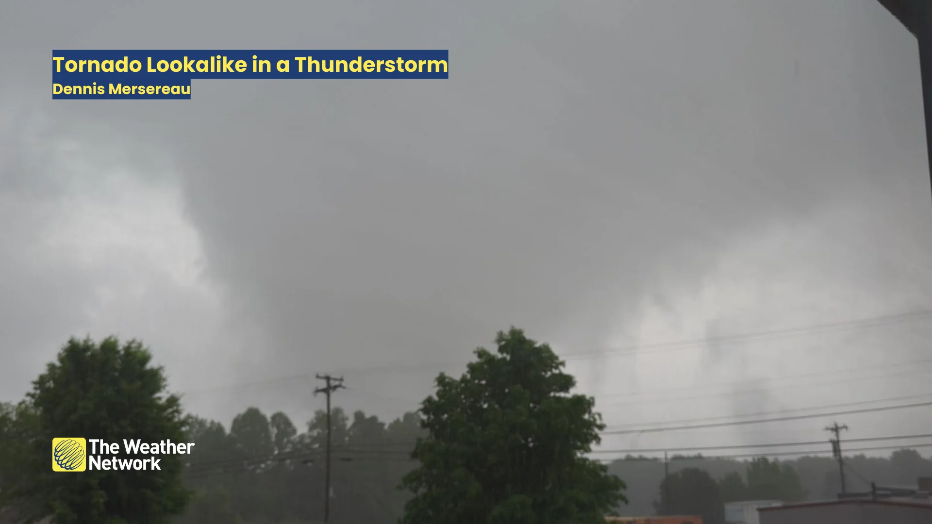 (Dennis Mersereau) Scary scud cloud tornado look alike