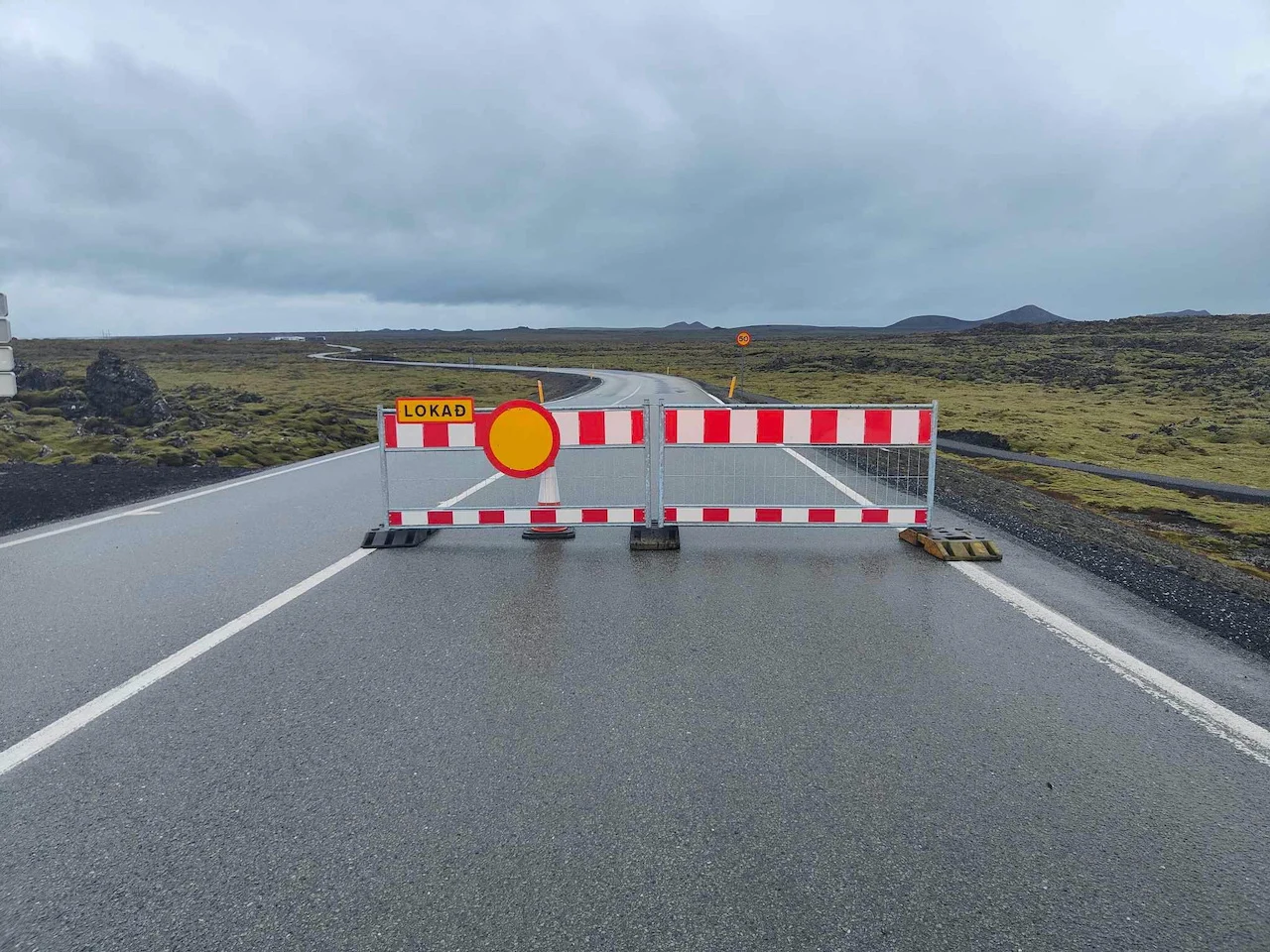 ICELAND-VULCANO/Road Administration of Iceland via Facebook/ Handout via REUTERS