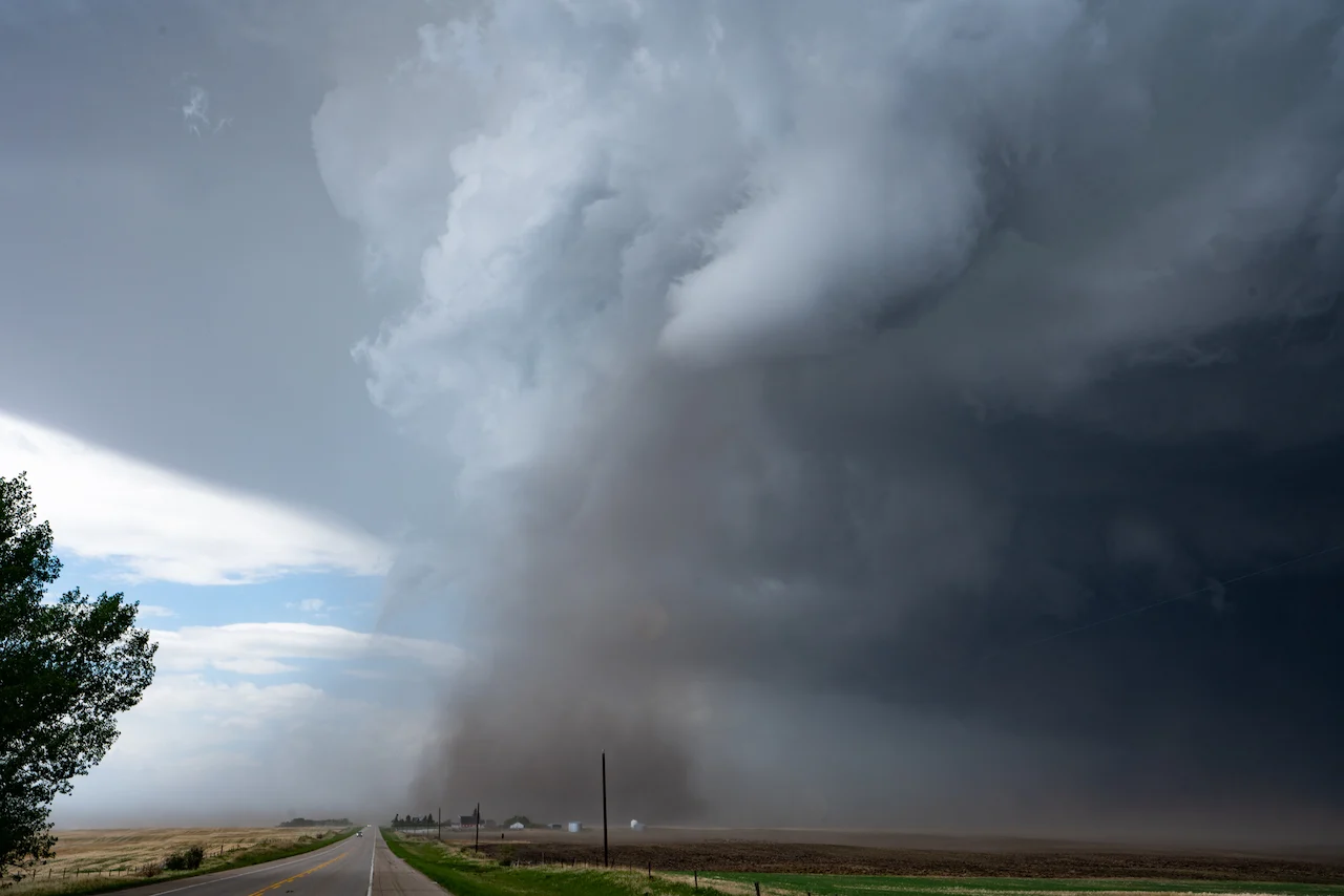PHOTOS: Intense storms strike the Prairies, spawn tornado in Alberta