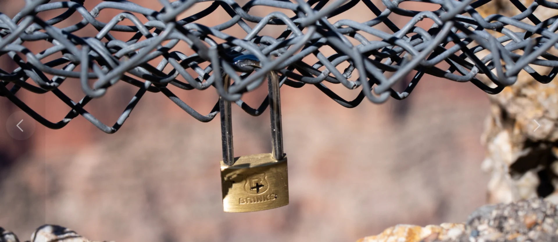 'Love locks' littering Grand Canyon, threatening endangered condors