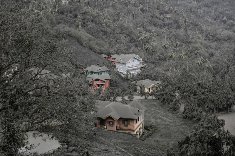 Reuters PHILIPPINES-VOLCANO-TAAL 2