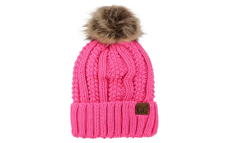 Amazon, pink toque, CANVA, Valentine's Day 2023