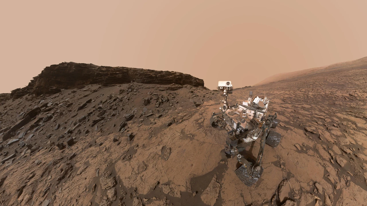 Curiosity rover reveals cliffside living could keep future Mars astronauts safe