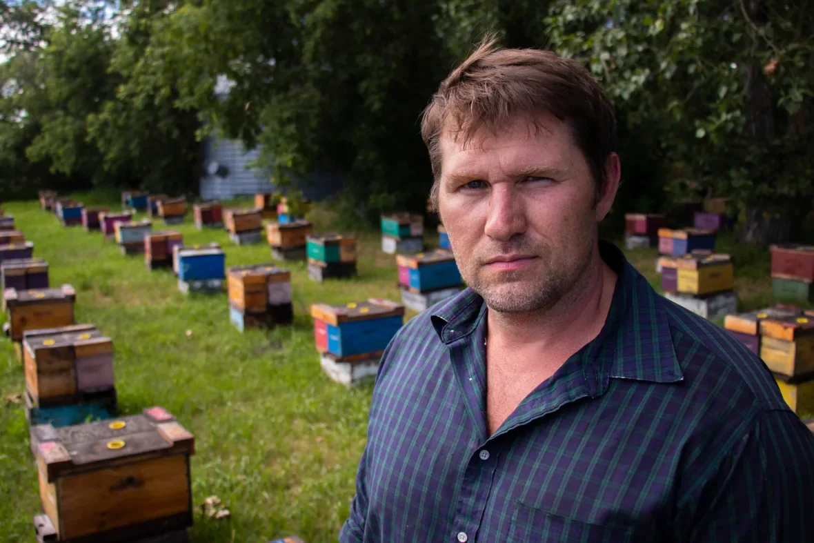 clark-apiaries (1)/Chelsea Kemp/CBC