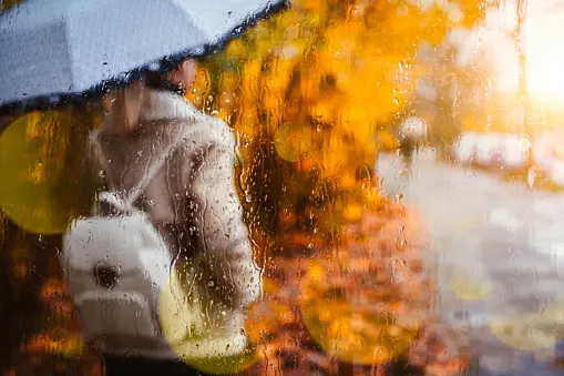 Rain, storms arrive ahead of potential record warm Halloween in southern Ontario