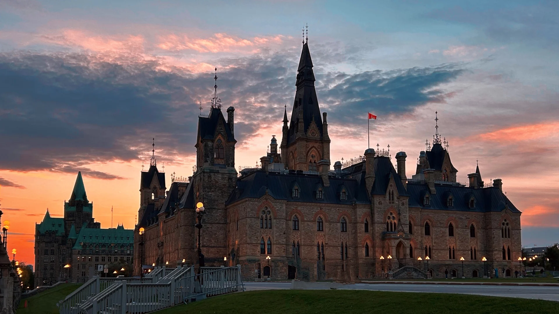 Winter darkness looms as Ottawa nears a sunset milestone