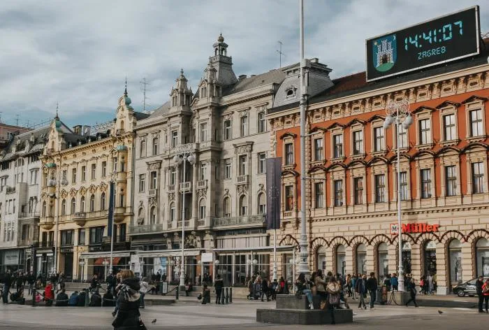 Un important séisme secoue Zagreb en pleine épidémie