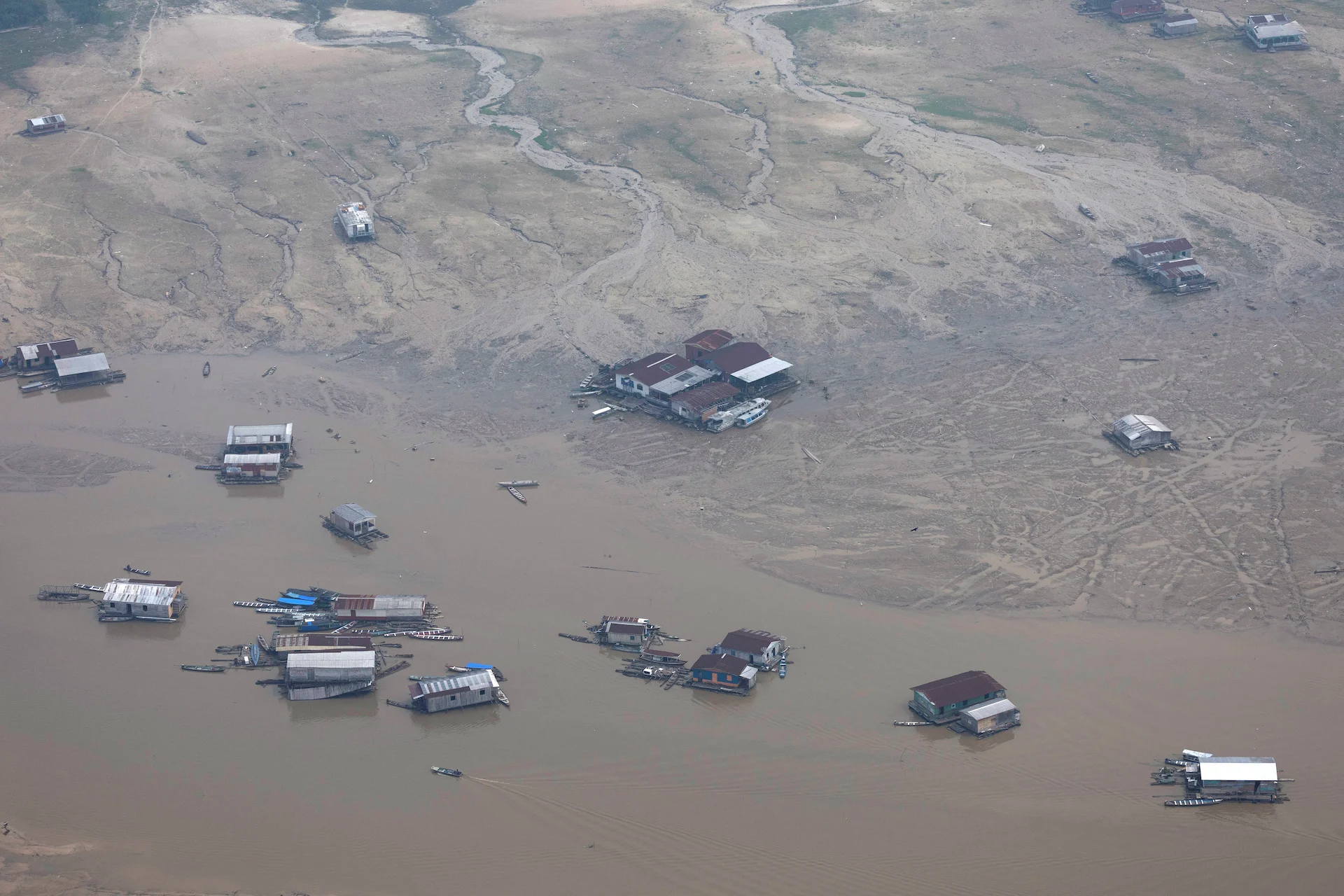 Worst drought on record lowers Amazon rivers to all-time lows