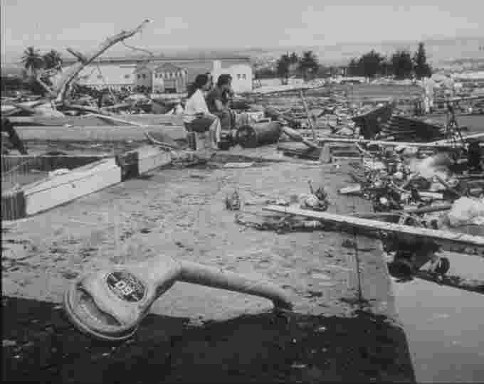 Hilo quake damage wikimedia