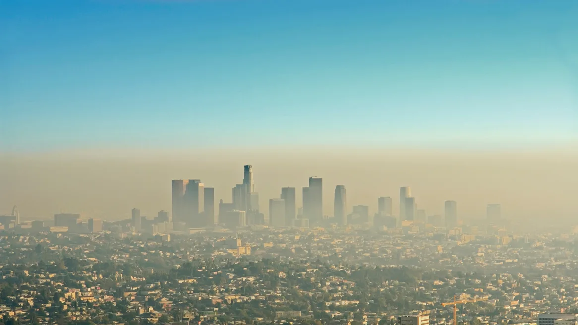 LA-Smog-GettyImages-621936734