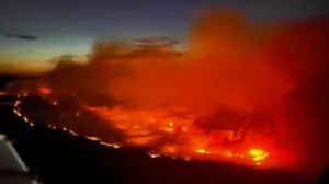 Fast-growing wildfire may hit Fort Nelson, B.C., today, officials say