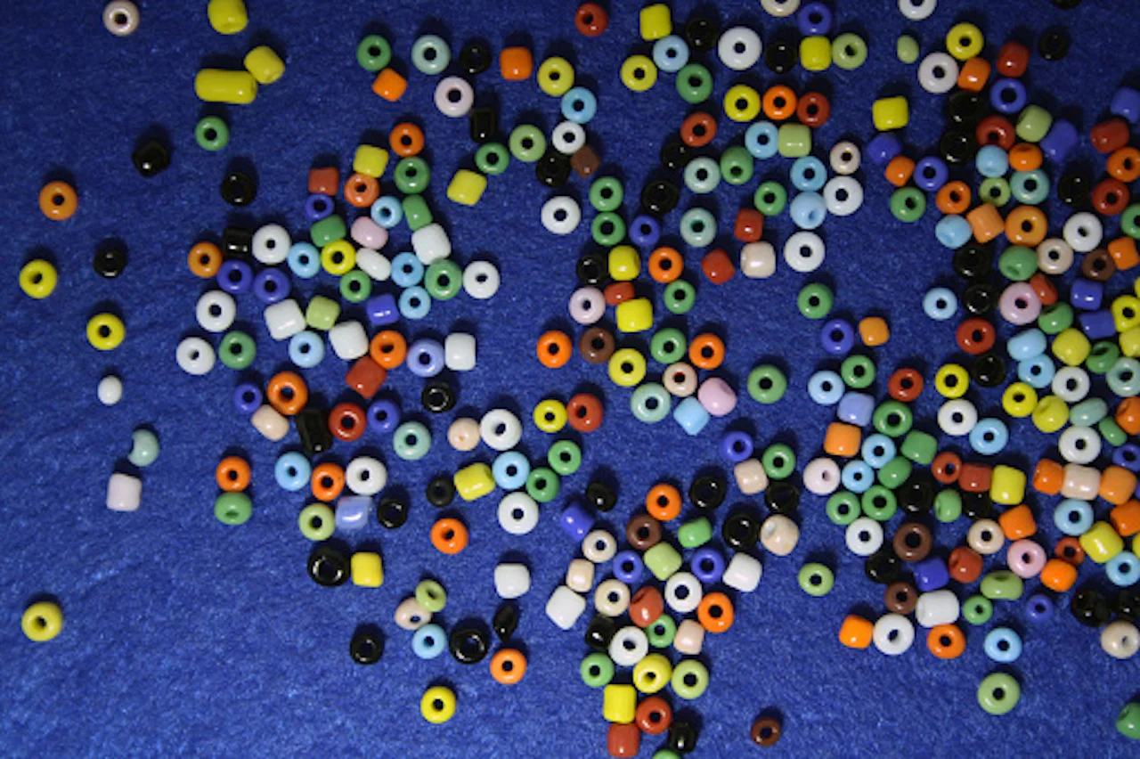 Plastic beads/Getty Images/Olga Yakovleva/1292397963-170667a